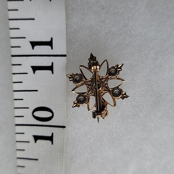 Vintage Blue Flower Brooch - Picture 3 of 5